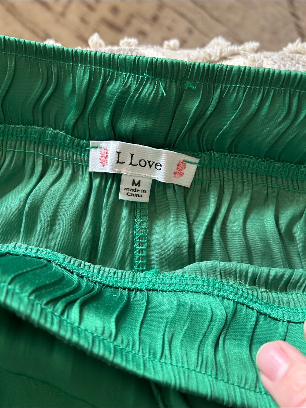 Green Wide-Leg Satin Pants with Elastic Waist - Picture 2 of 4